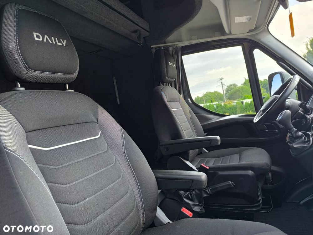 Iveco Daily 70C18 Wejkama 2 Łóżka, WINDA!, 15 Palet, 2x Firana + Zsuwany Dach! Sypialnia - 21