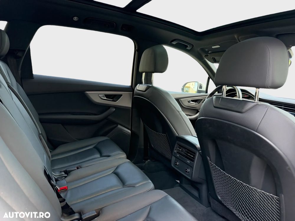 Audi Q7 3.0 45 TDI quattro Tiptronic MHEV S Line - 11