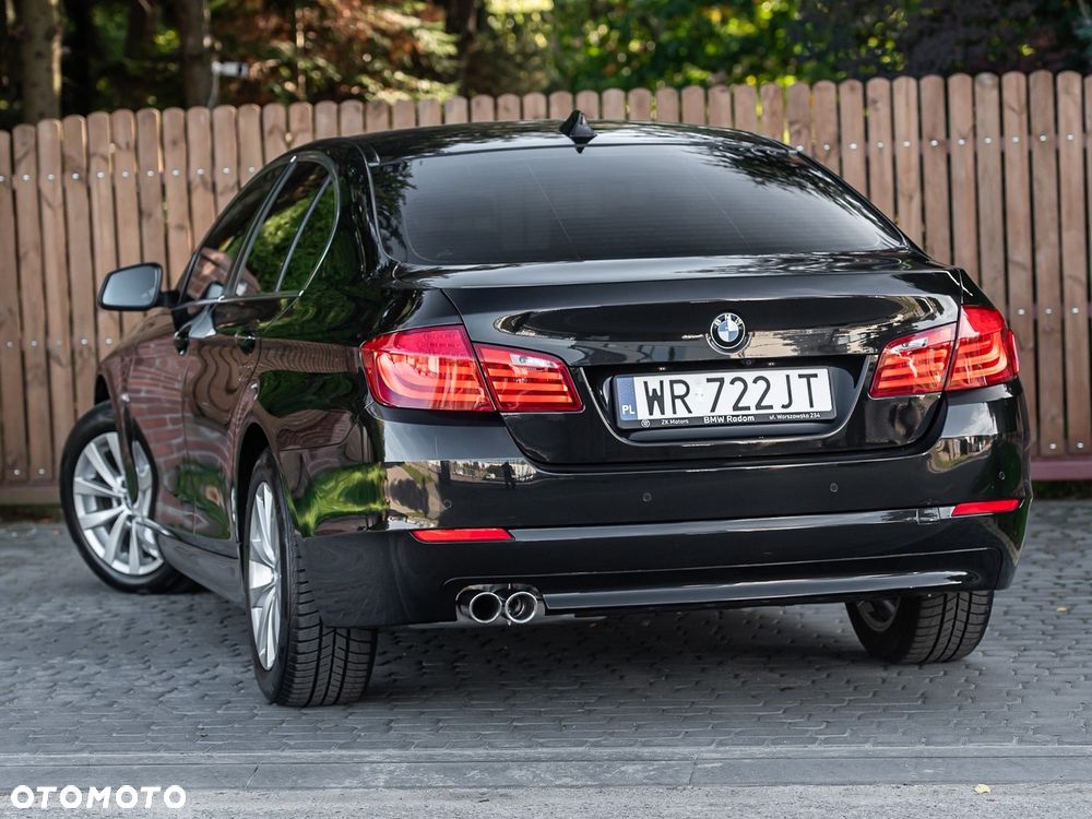 BMW Seria 5 528i xDrive Sport-Aut Luxury Line - 12