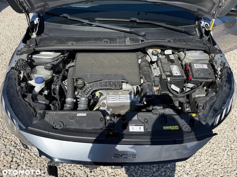 Peugeot 208 - 21