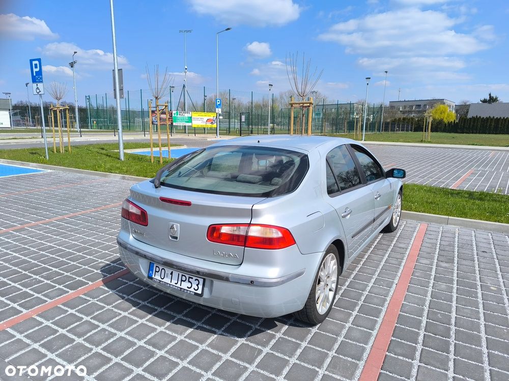 Renault Laguna - 3