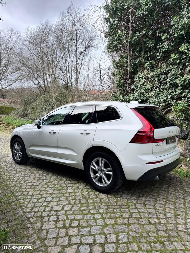 Volvo XC 60 2.0 D4 Momentum Plus Geartronic - 9