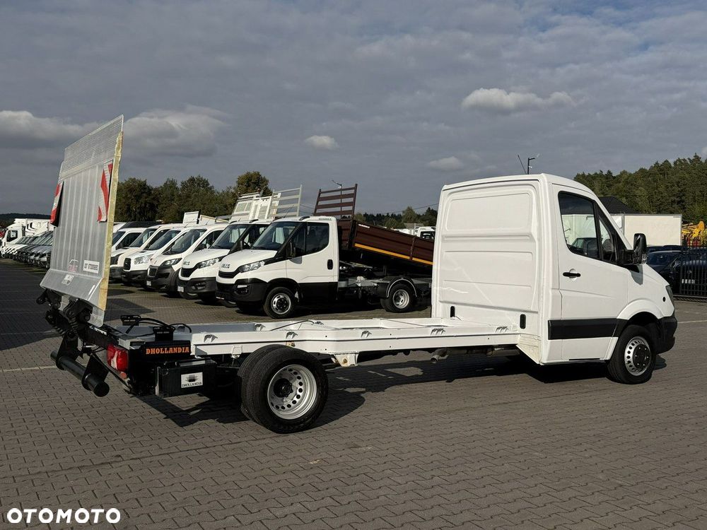 Mercedes-Benz Sprinter - 14