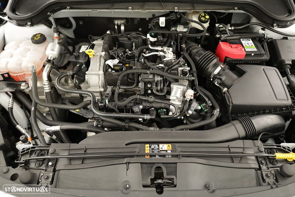 Ford Focus 1.0 EcoBoost MHEV ST-Line X - 24