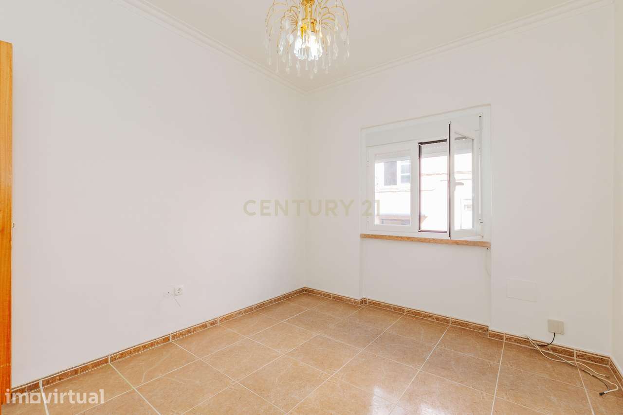 Apartamento T1 situado no Prior Velho, em excelentes condições. - Grande imagem: 2/39