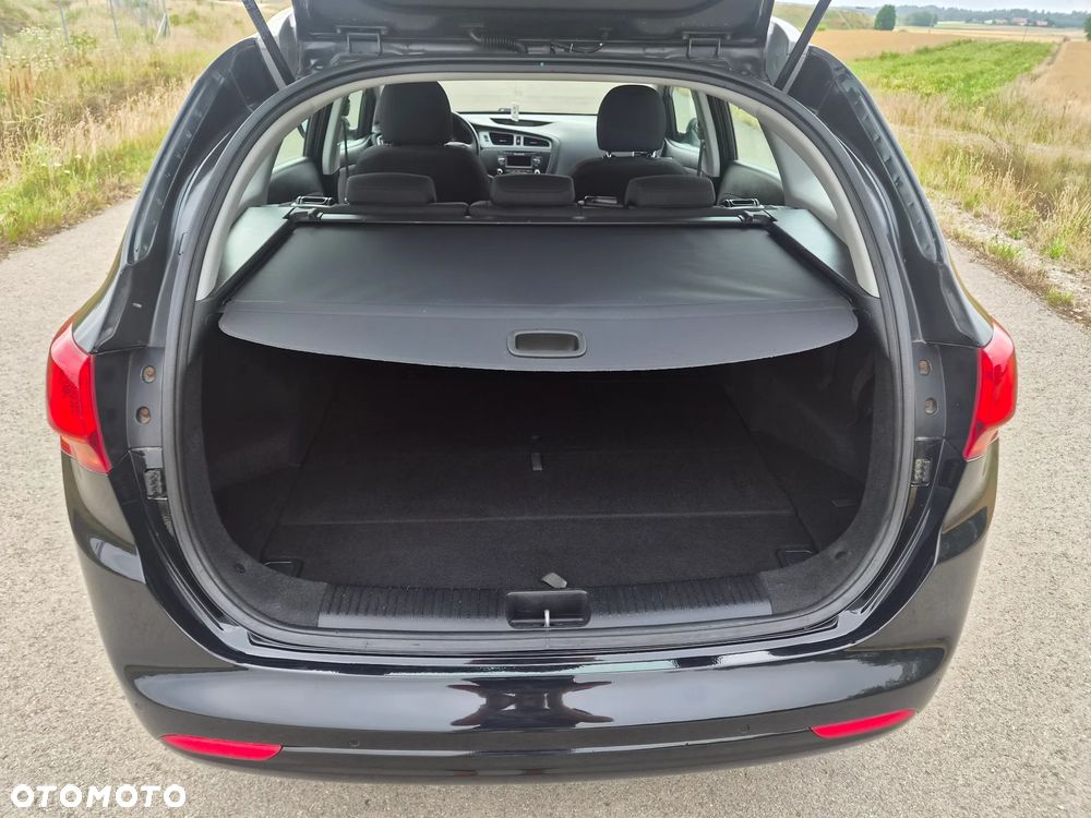Kia Ceed 1.6 GDI Vision - 12