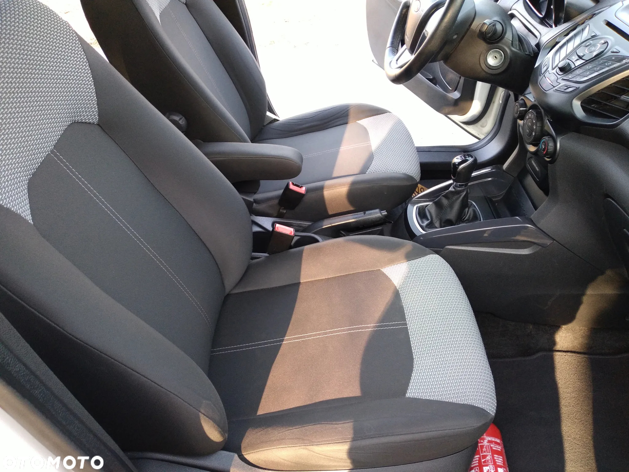 Ford EcoSport - 18