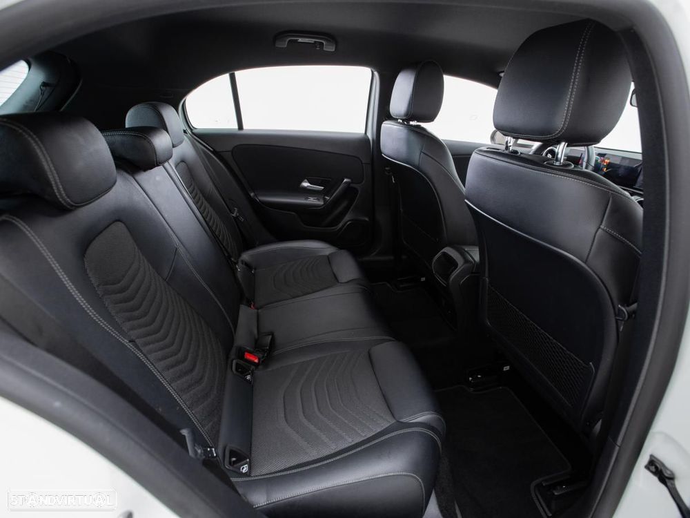 Mercedes-Benz A 180 d Style - 12