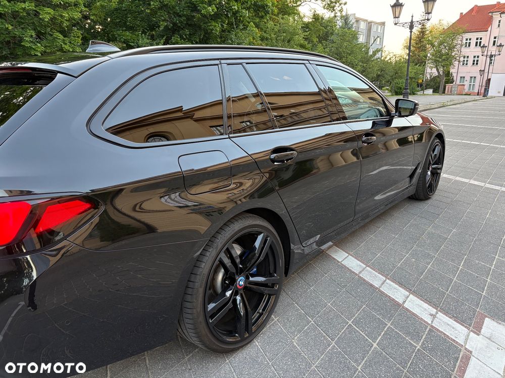 BMW Seria 5 540i xDrive Touring Luxury Line - 7