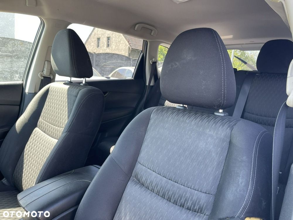 Nissan X-Trail 2.0 dCi Tekna 4WD Xtronic - 11