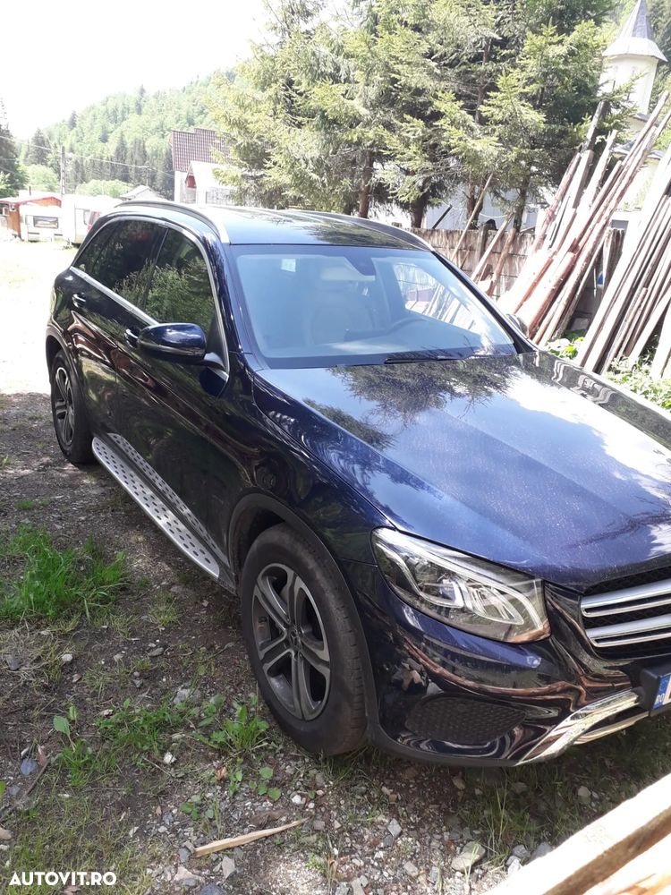 Mercedes-Benz GLC - 1