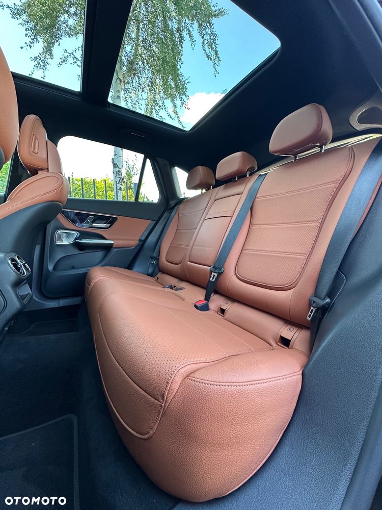 Mercedes-Benz GLC 220 d 4Matic 9G-TRONIC AMG Line Advanced - 9