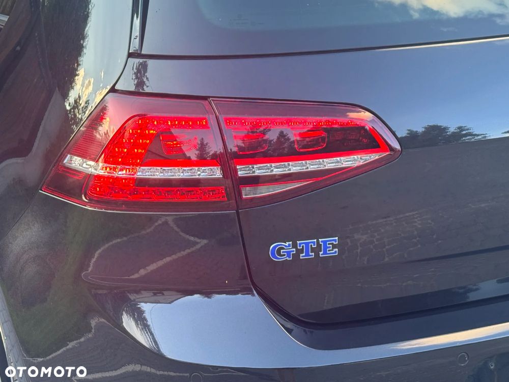 Volkswagen Golf - 14