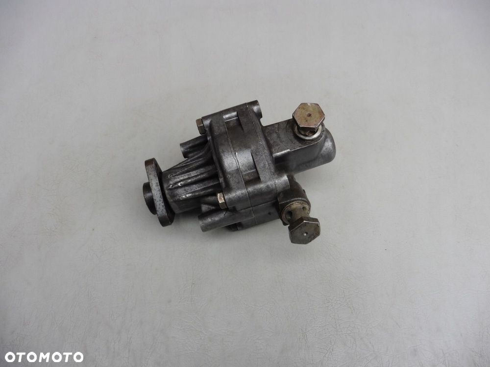 Pompa wspomagania 4D0145155H Audi A8 D2 2,8 V6 - 1