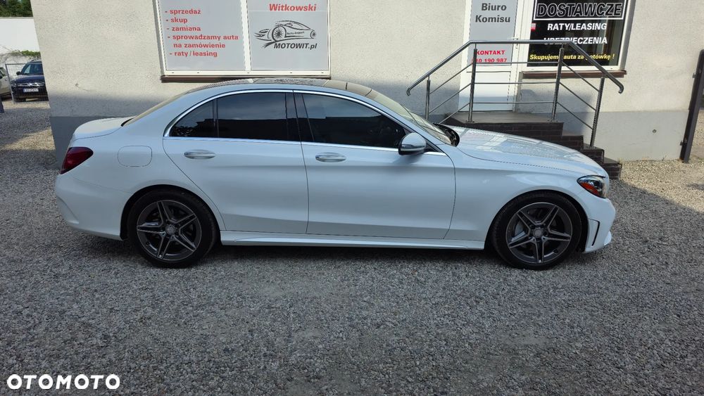 Mercedes-Benz Klasa C 300 4Matic 9G-TRONIC AMG Line - 11