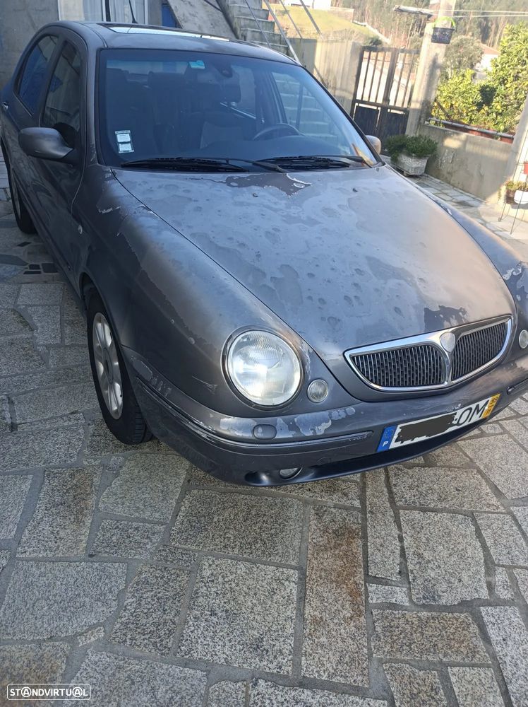 Lancia Lybra 1.9 JTD LX - 1