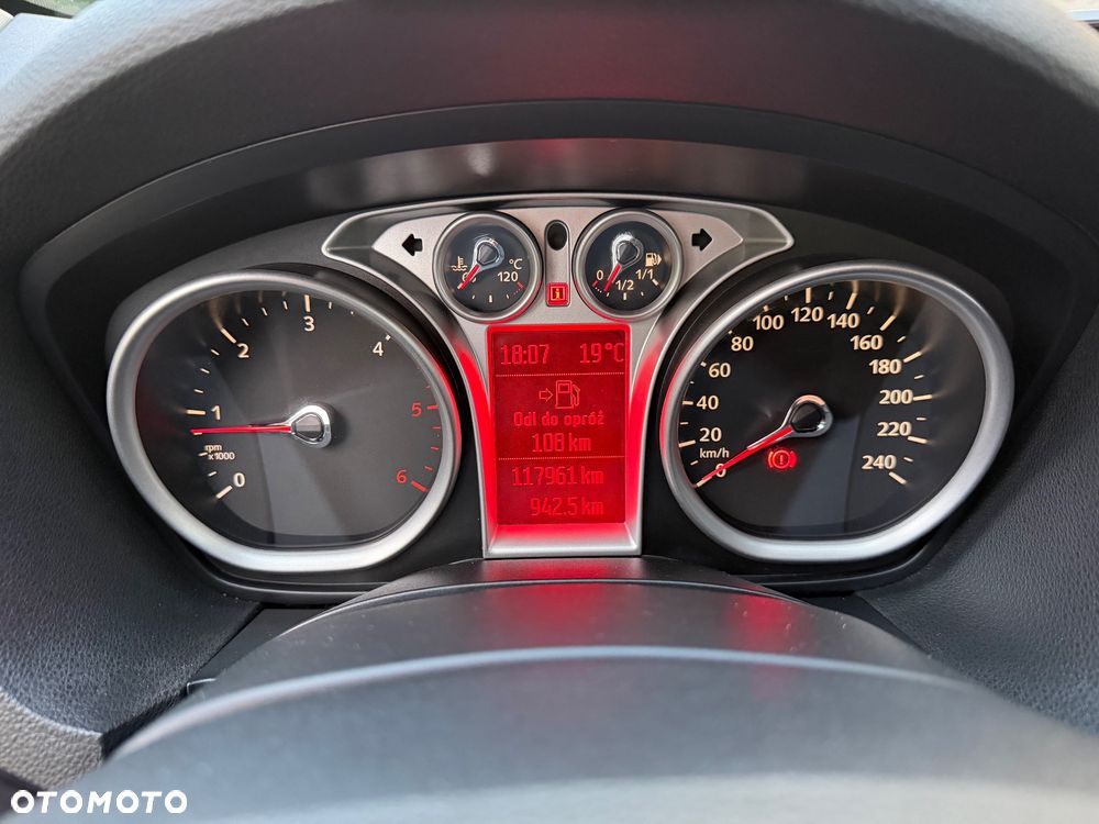 Ford Kuga - 15