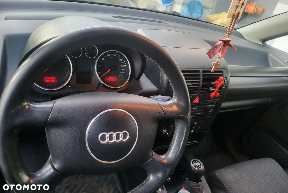 Audi A2 1.4 - 4