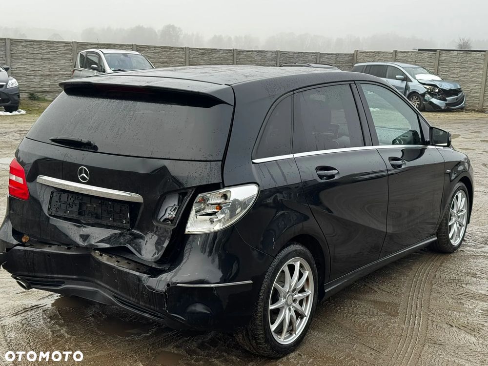 Mercedes-Benz Klasa B 200 CDI BlueEFFICIENCY EDITION 1 - 8