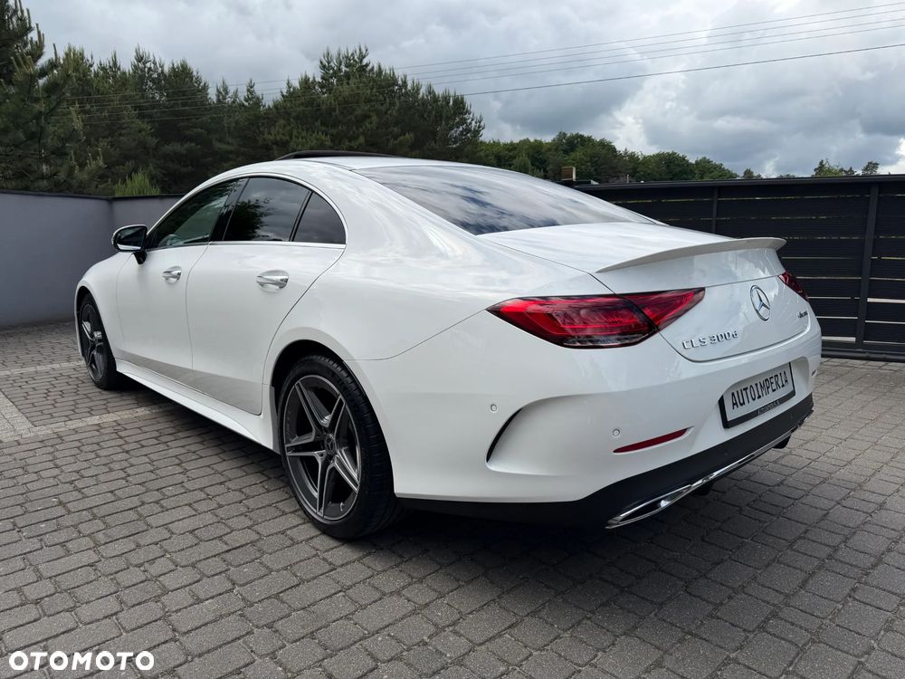Mercedes-Benz CLS 300 d 4Matic 9G-TRONIC AMG Line - 13