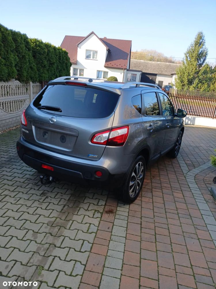Nissan Qashqai - 4