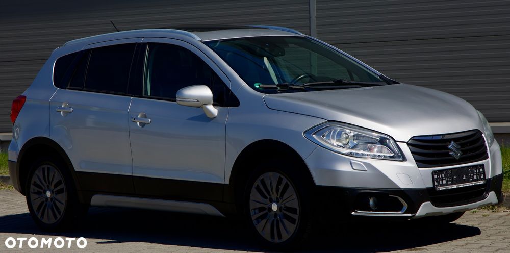 Suzuki SX4 S-Cross 1.6 DDiS 4x4 limited+ - 6