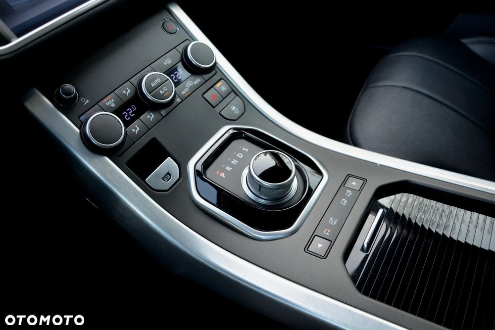 Land Rover Range Rover Evoque TD4 SE Dynamic - 30
