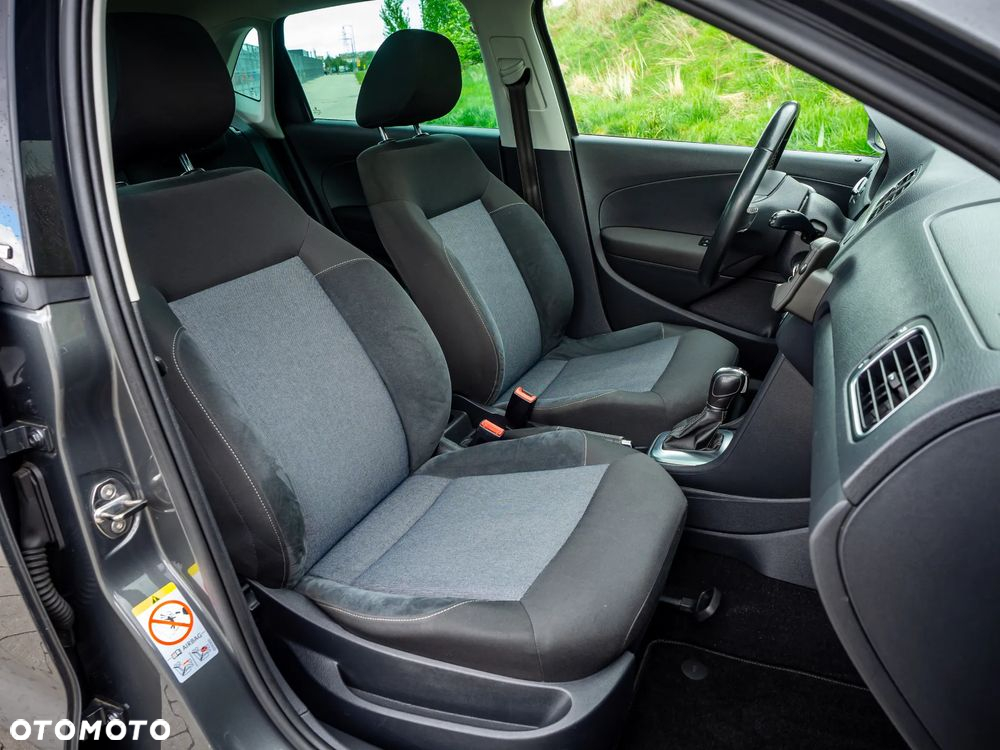 Volkswagen Polo 1.6 TDI DSG Style - 37