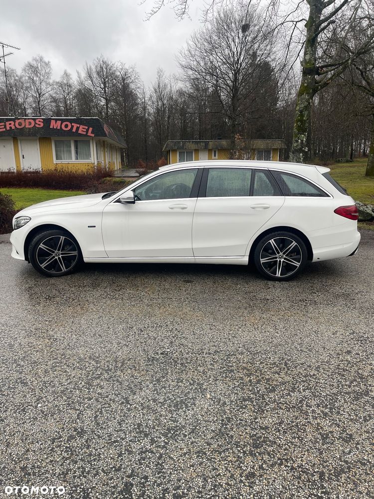 Mercedes-Benz Klasa C 300 de 9G-TRONIC - 2