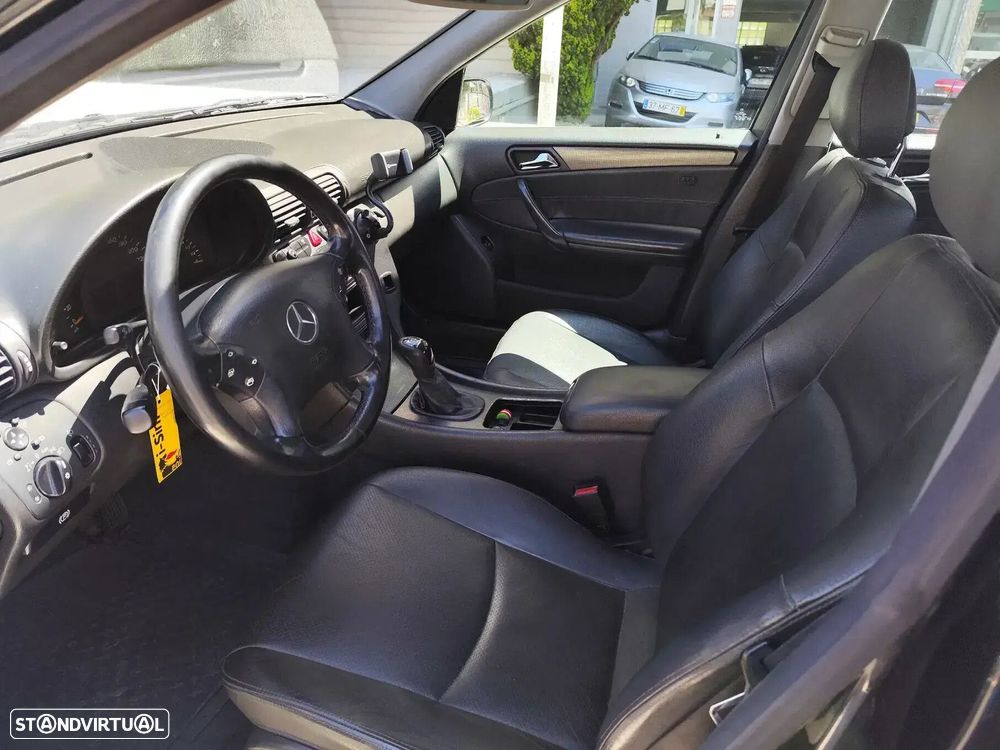 Mercedes-Benz C 220 CDi Avantgarde - 5