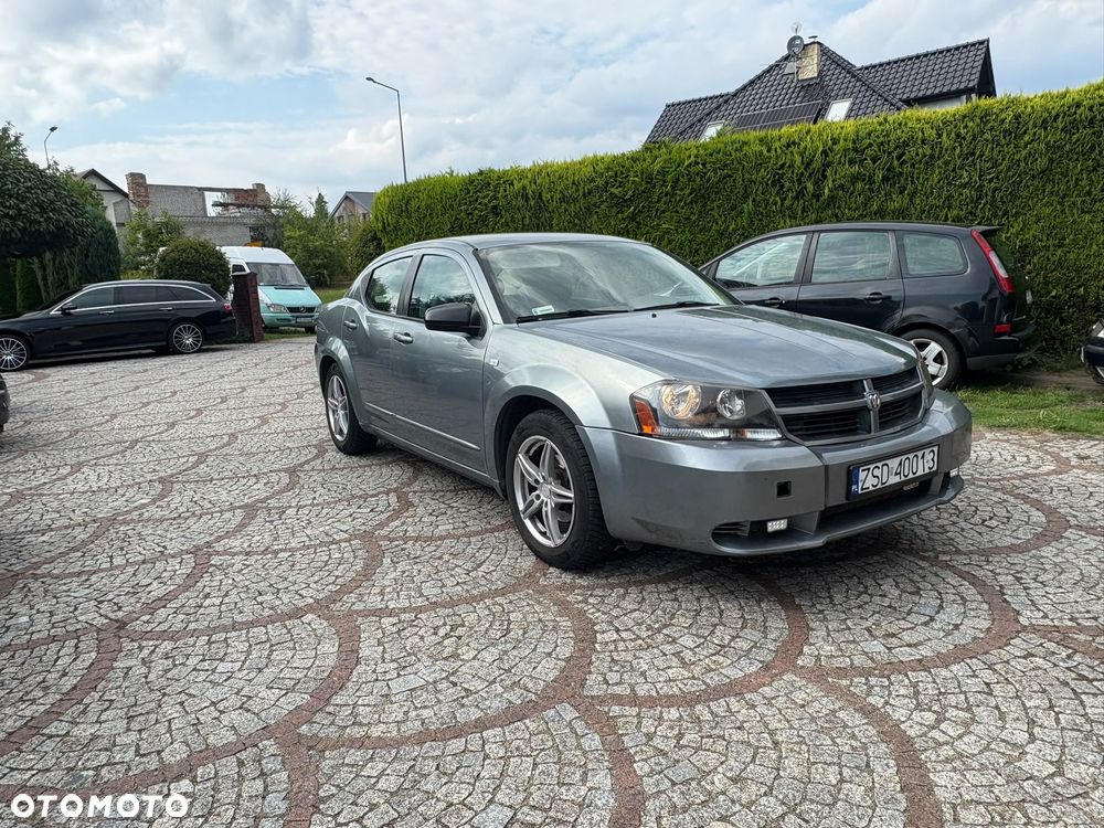 Dodge Avenger 2.0 CRD SE - 2