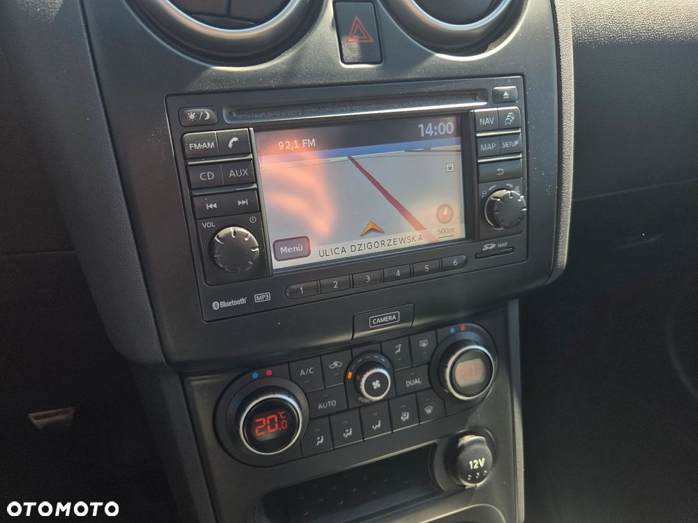 Nissan Qashqai 2.0 4 x 4 tekna - 17