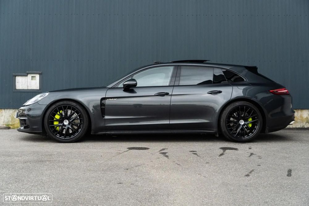 Porsche Panamera Sport Turismo 4 E-Hybrid Platinum Edition PDLS - 38
