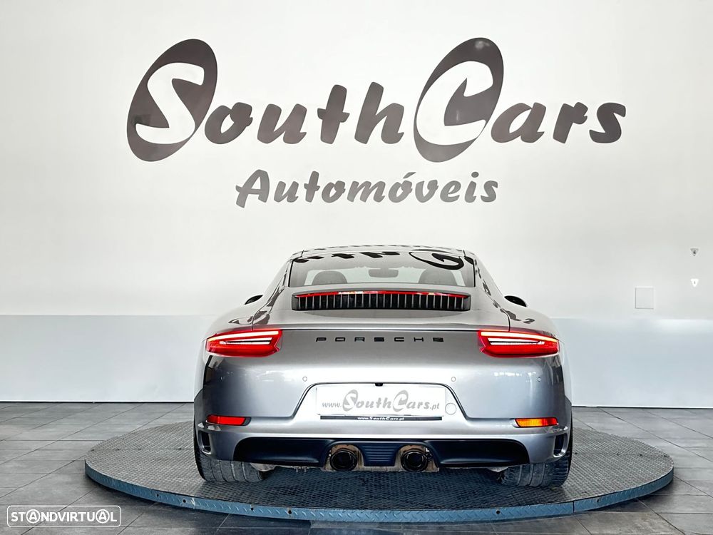 Porsche 911 Série F - 5