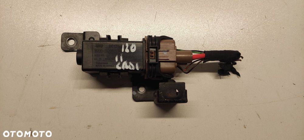 PRZEKAŹNIK ŚWIEC ŻAROWYCH HYUNDAI I20 II 1.4 CRDI 14- - 1