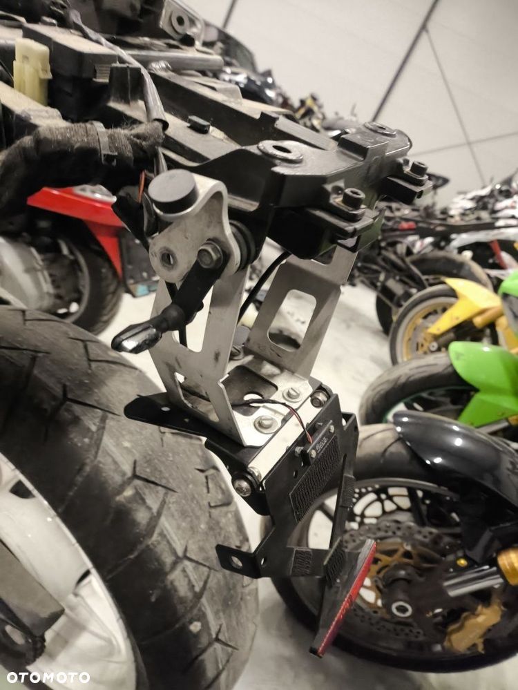Kawasaki ZX 6 R mocowanie tablicy uchwyt kierunki 05-06 - 6
