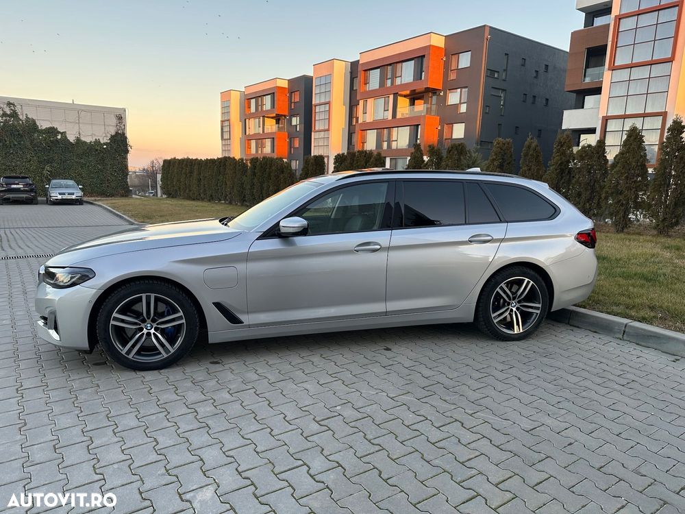 BMW Seria 5 530e Touring Aut. Luxury Line - 4