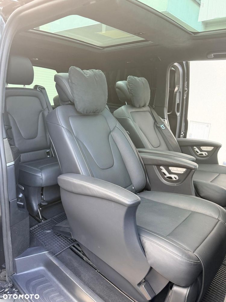 Mercedes-Benz Klasa V 300 d 4-Matic Exclusive 9G-Tronic (d³ugi) - 21
