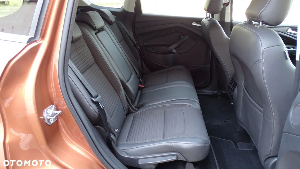 Ford Kuga - 18