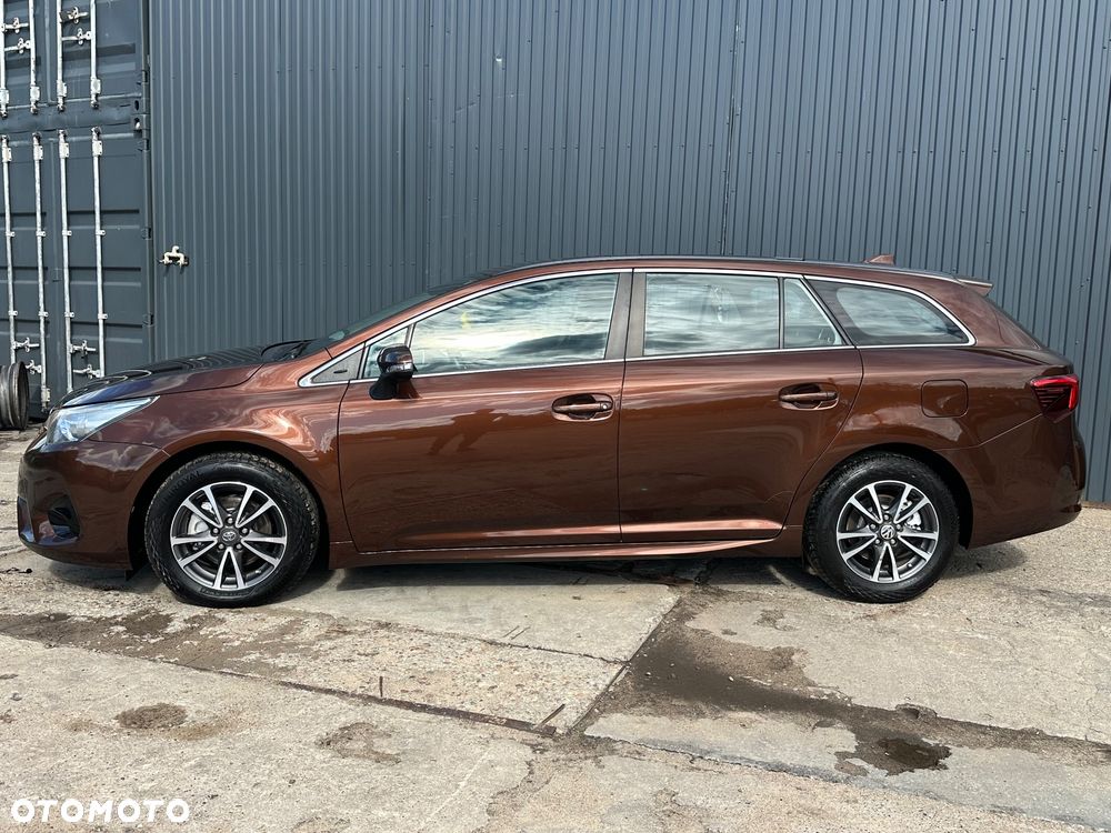 Toyota Avensis Touring Sports 1.6 D-4D Business Edition - 16