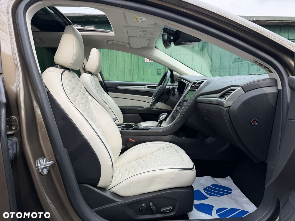 Ford Mondeo SW Vignale 2.0 TDCi 4WD PowerShift - 6