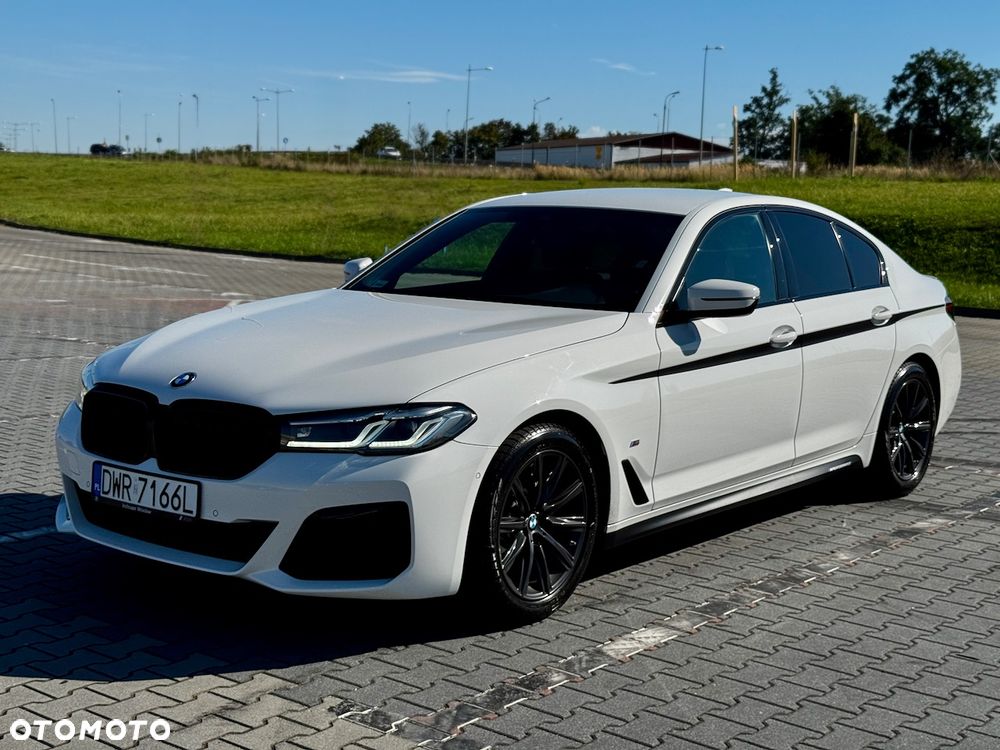 BMW Seria 5 520d M Sport - 12