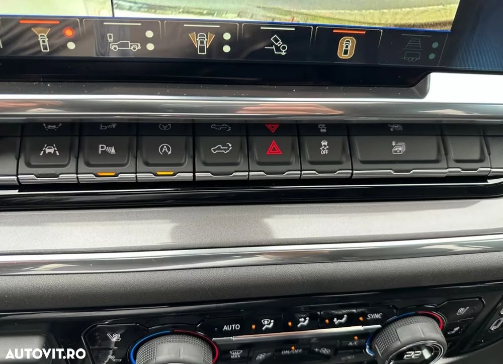 Chevrolet Silverado - 31