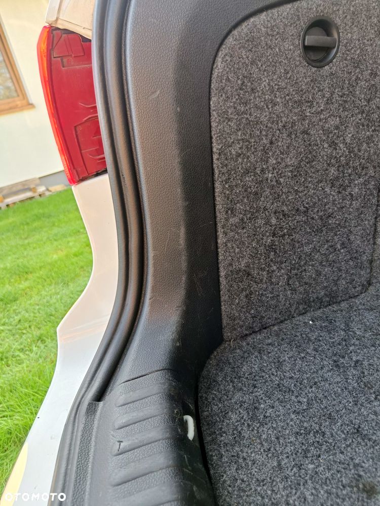 Volkswagen Tiguan - 35