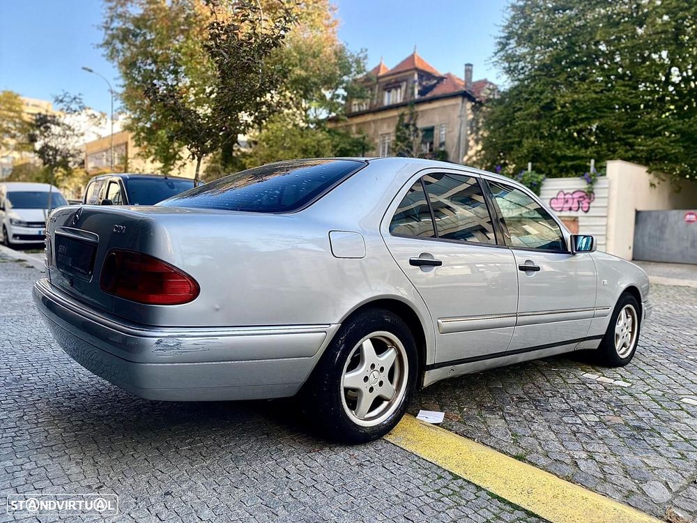Mercedes-Benz E 220 CDI Elegance - 7