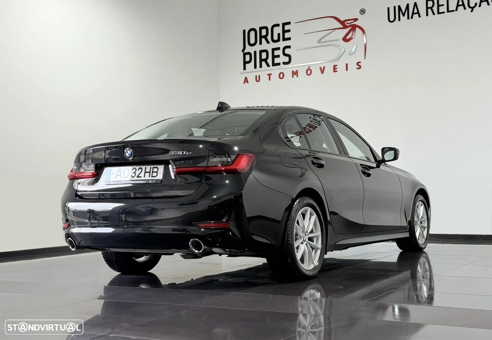 BMW 330 e Corporate Edition Auto - 13