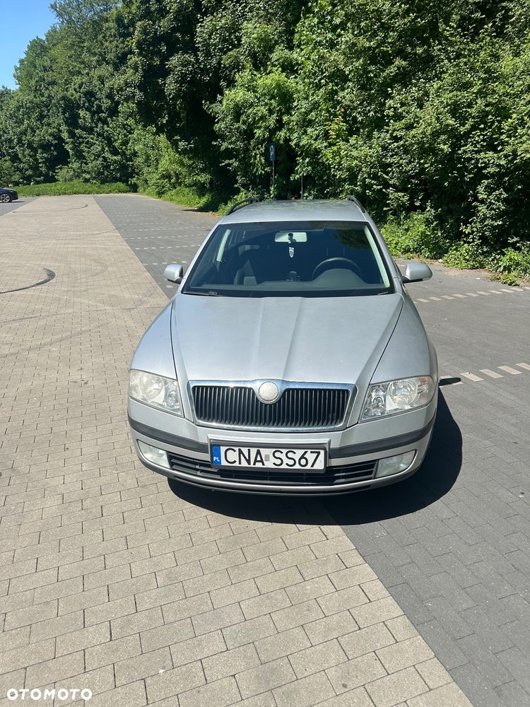Skoda Octavia 1.6 Tour Classic - 2