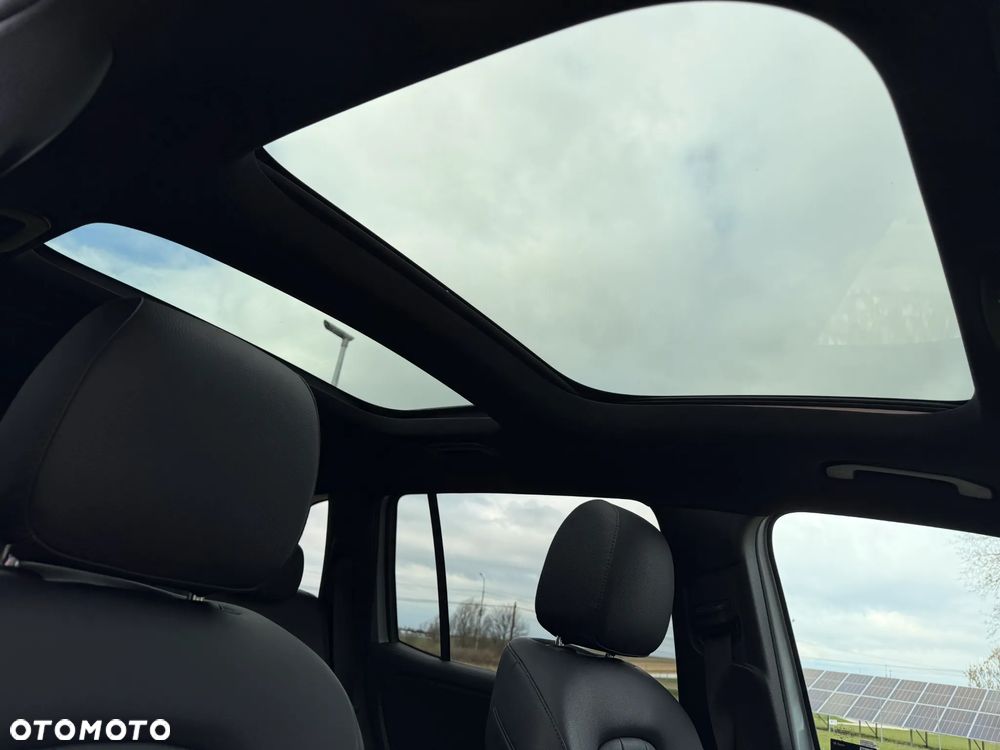 Mercedes-Benz GLB 200 Progressive 7G-DCT - 31