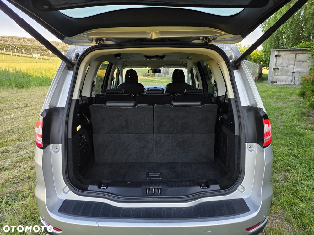 Ford Galaxy 2.0 TDCi Titanium - 13
