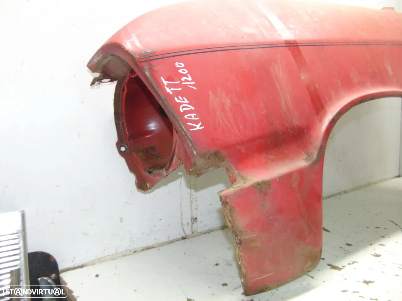 Opel Kadett B 1200 carrinha guarda lamas - 2